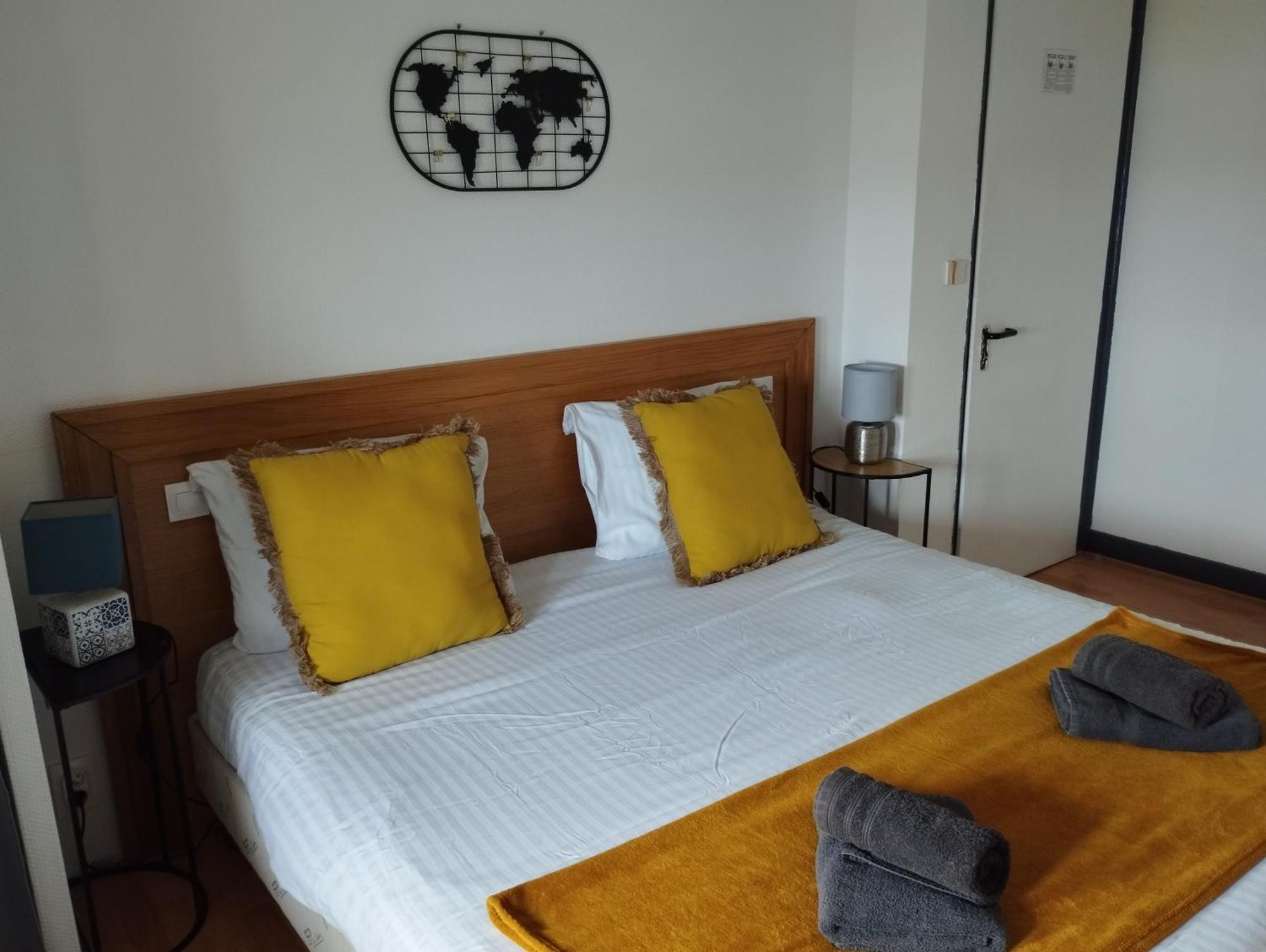 L'Albatros Hotell Perros-Guirec Exteriör bild