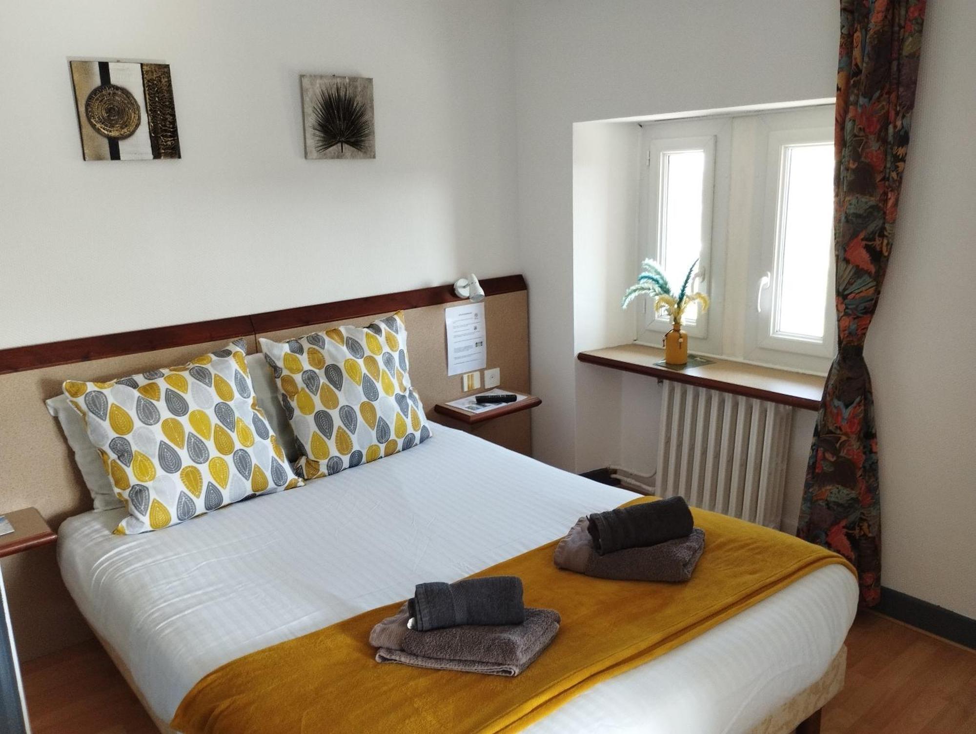 L'Albatros Hotell Perros-Guirec Exteriör bild